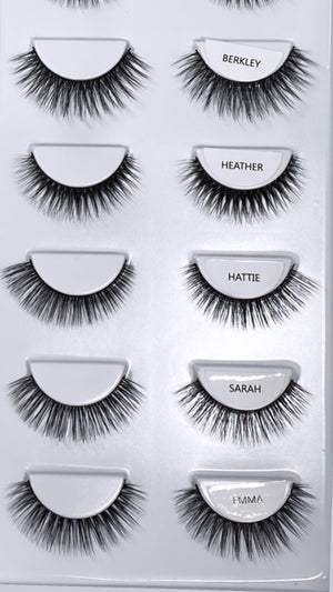 MINI BLACK BOOK OF LASHES